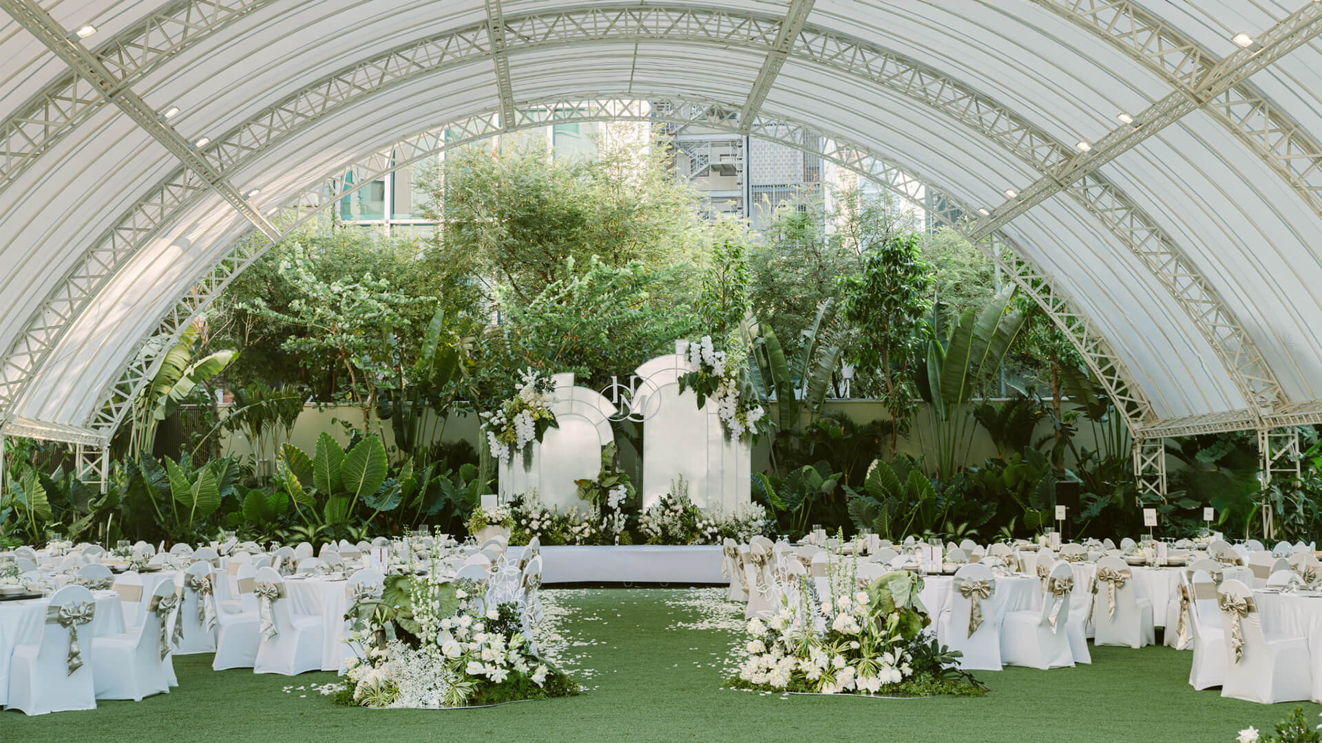 List of romantic Outdoor Wedding venues in Ho Chi Minh City