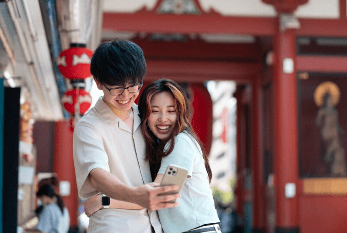 Khám phá 4 chìa khóa vàng cho Hôn nhân đầy ắp tiếng cười