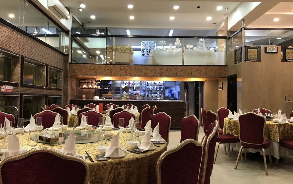 Một phần sảnh cưới bên trong nhà hàng Ái Huê 1