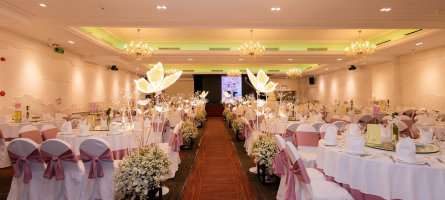 Lãng mạn bên trong sảnh cưới Rose