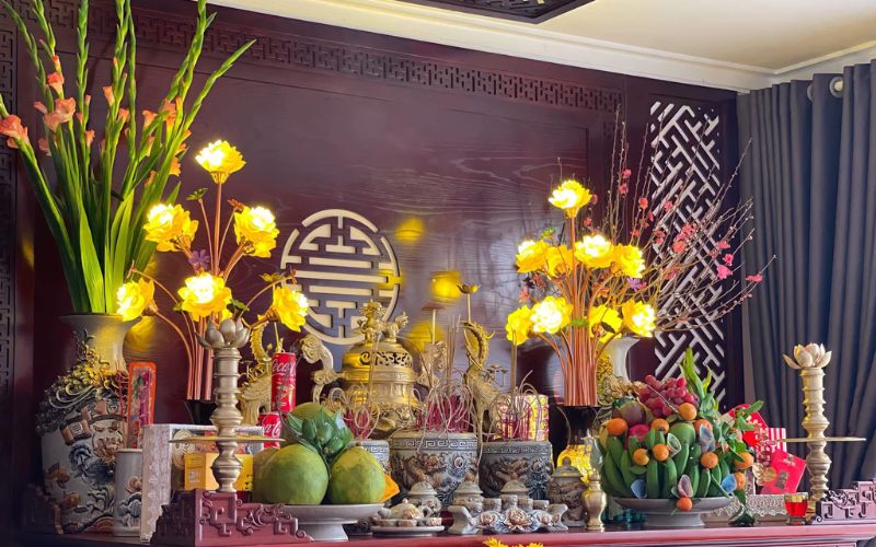 Góc bàn thờ thiêng liêng