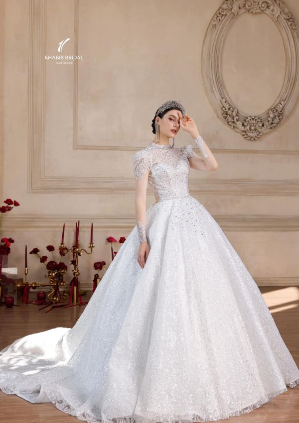 Mẫu váy công chúa cổ điển - Nguồn Khabib Bridal