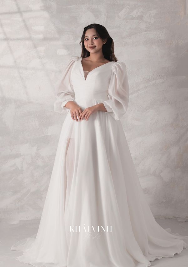 Mẫu váy cưới tối giản cho nàng bigsize - Nguồn Khải Vinh Bridal Bigsize